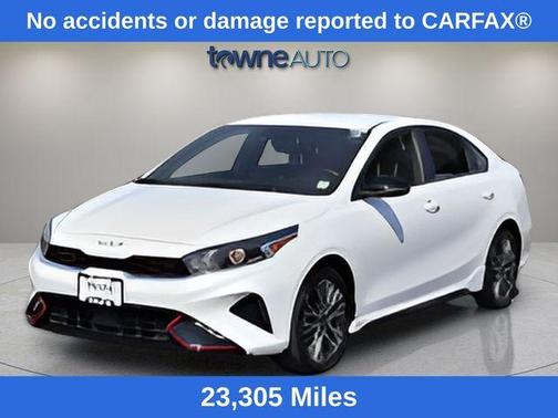 Snow White Pearl 2024 Kia Forte GT-Line
