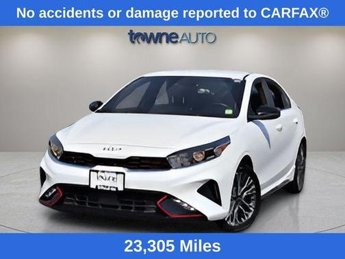 Snow White Pearl 2024 Kia Forte GT-Line