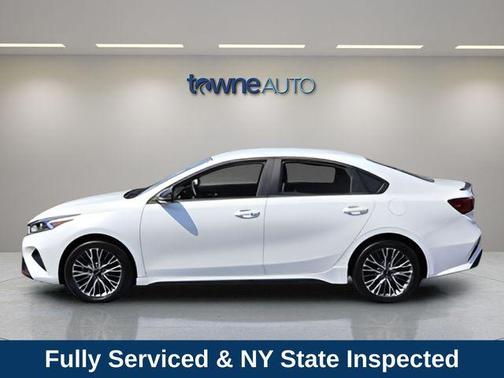 Snow White Pearl 2024 Kia Forte GT-Line