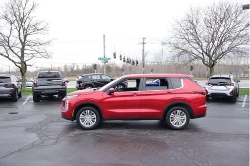 Diamond Red 2024 Mitsubishi Outlander ES