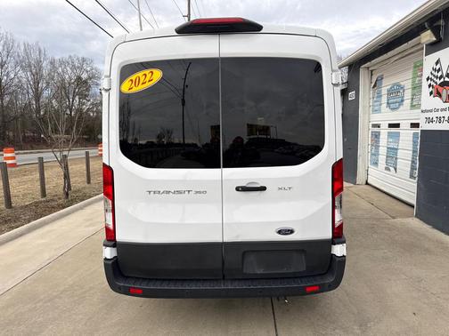 2022 Ford Transit-350 XLT
