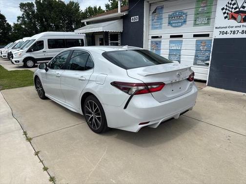 2023 Toyota Camry SE