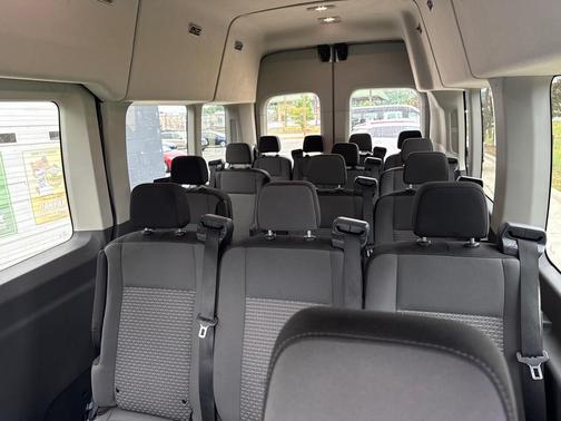 Oxford White 2024 Ford Transit-350 XL