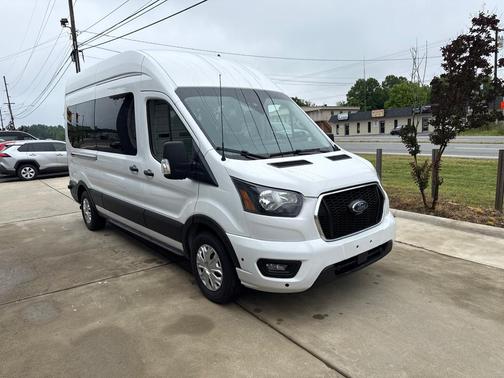 Oxford White 2024 Ford Transit-350 XL