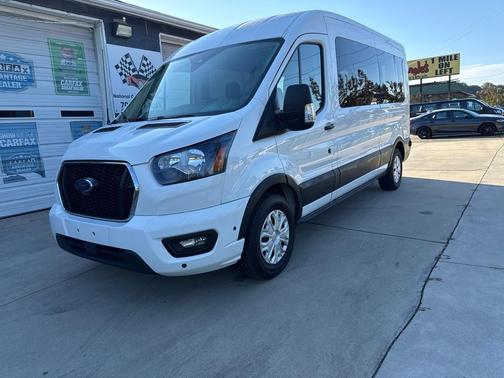 Oxford White 2024 Ford Transit-350 XL