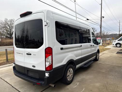 2023 Ford Transit-350 XLT