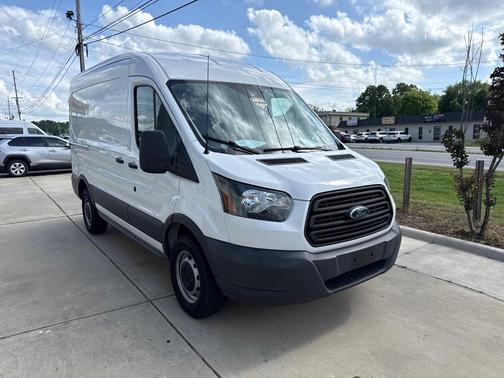 Oxford White 2017 Ford Transit-250 Base