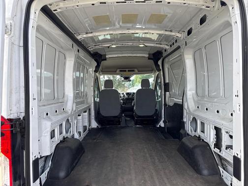 Oxford White 2017 Ford Transit-250 Base