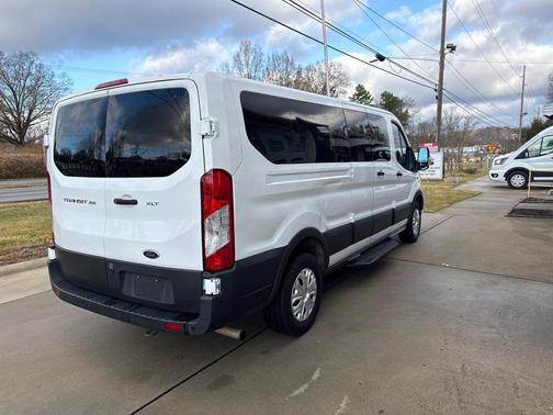 2021 Ford Transit-350 XLT