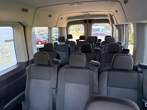 Oxford White 2024 Ford Transit-350 XL