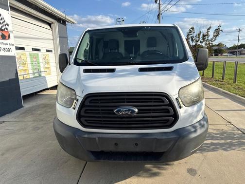 Oxford White 2017 Ford Transit-150 Base