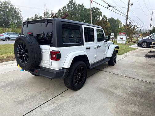 2023 Jeep Wrangler 4xe Sahara