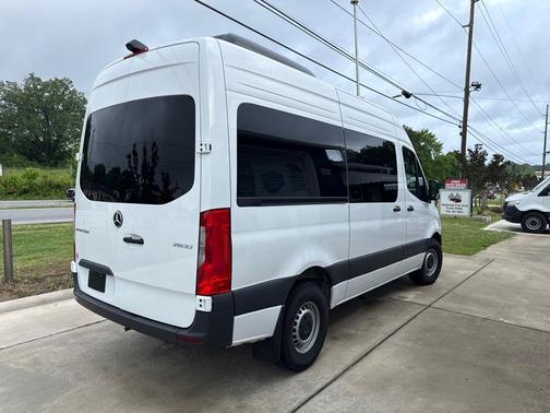 WHITE 2026 Mercedes-Benz Sprinter 2500 Standard Roof
