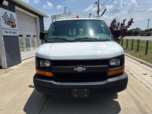 Summit White 2012 Chevrolet Express 2500 Work Van