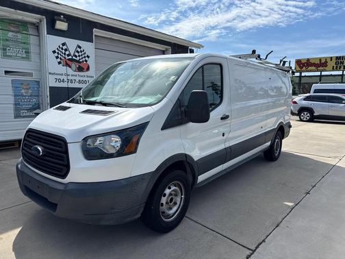 Oxford White 2018 Ford Transit-250 Base