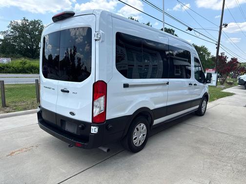 Oxford White 2024 Ford Transit-350 XL