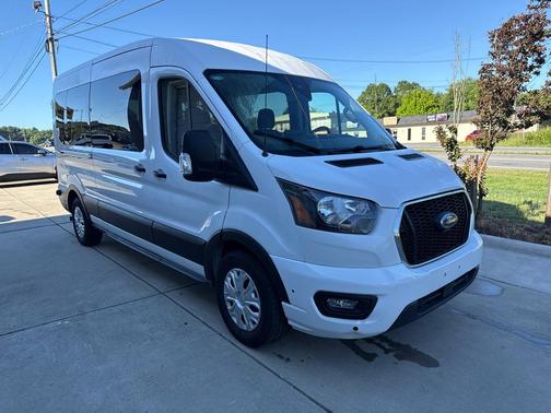 Oxford White 2024 Ford Transit-350 XL