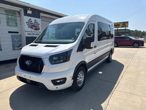Oxford White 2026 Ford Transit-350 Base
