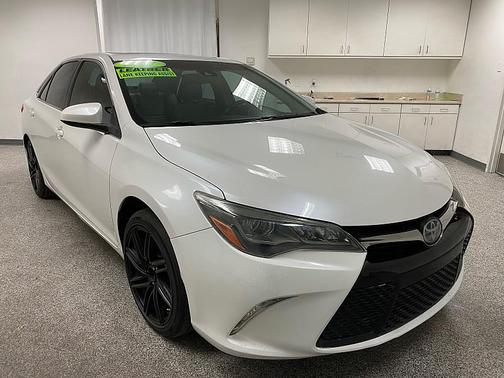 2017 Toyota Camry XSE