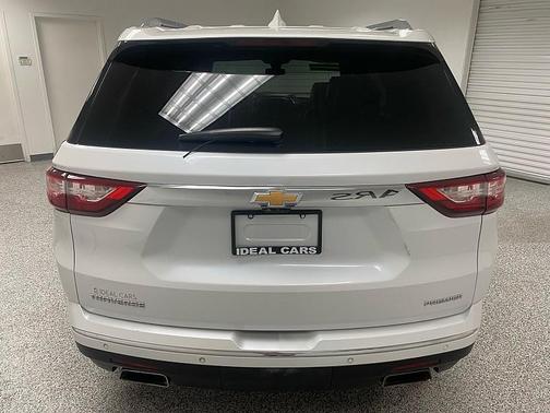 2021 Chevrolet Traverse Premier