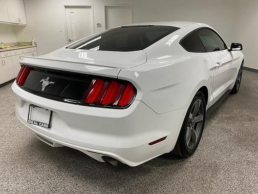 2015 Ford Mustang V6