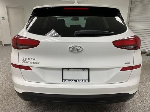 Winter White 2020 Hyundai TUCSON SE
