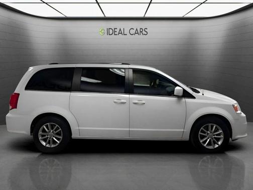 White Knuckle Clearcoat 2019 Dodge Grand Caravan SXT