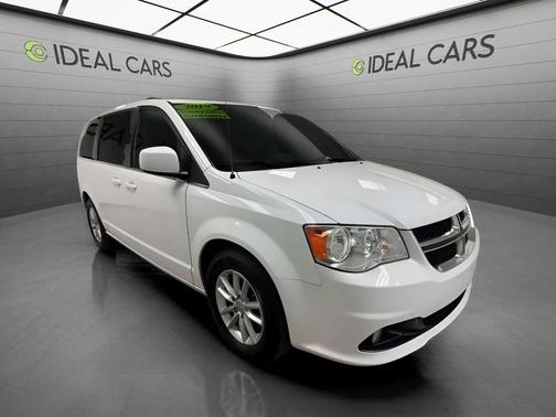 White Knuckle Clearcoat 2019 Dodge Grand Caravan SXT