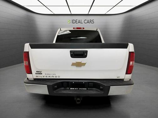 White 2011 Chevrolet Silverado 1500 LT