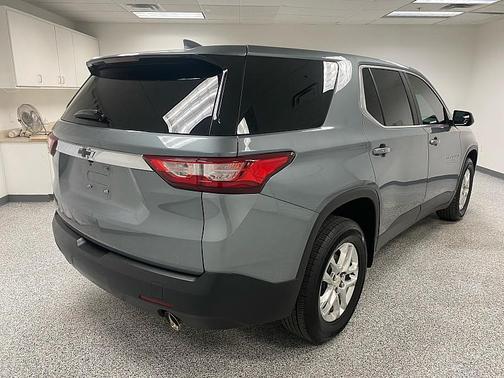 2021 Chevrolet Traverse LS