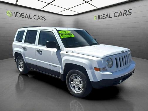 Bright White Clearcoat 2017 Jeep Patriot Sport