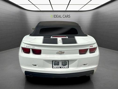 Summit White 2013 Chevrolet Camaro 2LT