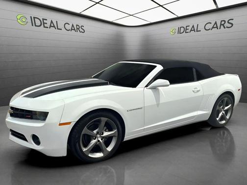 Summit White 2013 Chevrolet Camaro 2LT