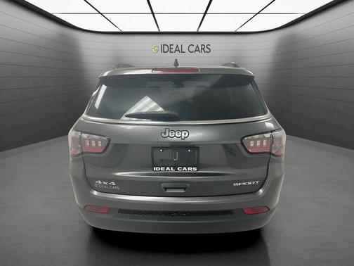 Granite Crystal Metallic Clearcoat 2021 Jeep Compass Sport