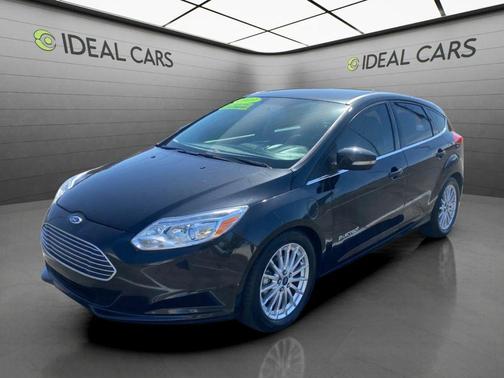 Tuxedo Black Metallic 2013 Ford Focus Electric Base