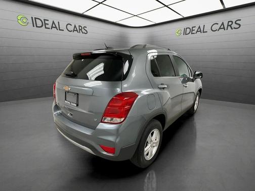Satin Steel Metallic 2020 Chevrolet Trax LT