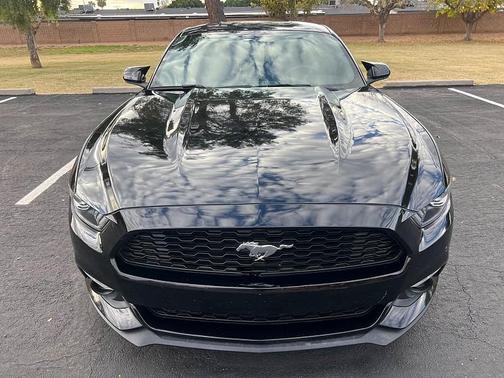 2016 Ford Mustang EcoBoost Premium