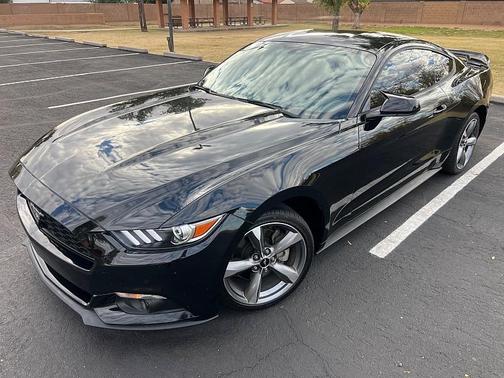 2016 Ford Mustang EcoBoost Premium