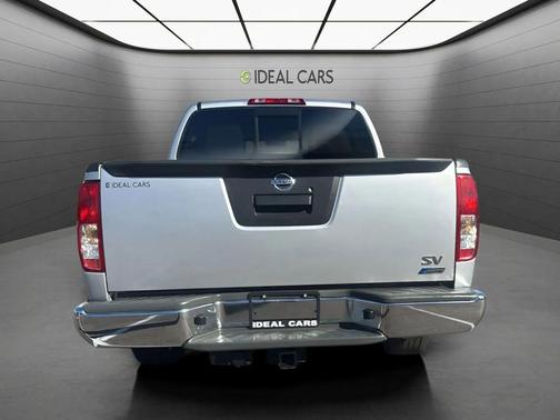 Brilliant Silver 2017 Nissan Frontier SV