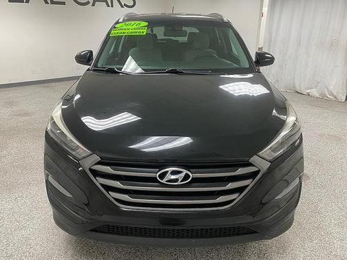 2016 Hyundai TUCSON SE