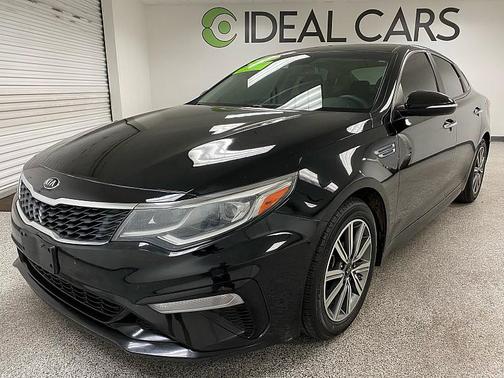 Ebony Black 2019 Kia Optima LX