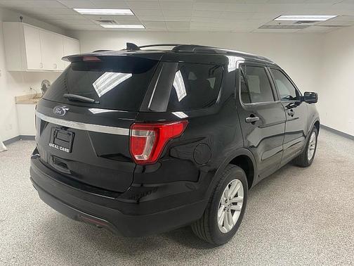 2016 Ford Explorer Base