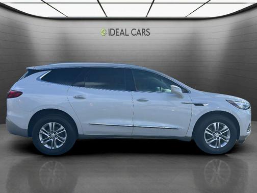 DIAMOND WHITE 2018 Buick Enclave Essence