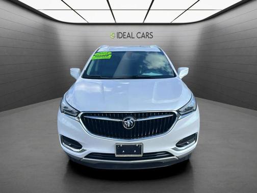 DIAMOND WHITE 2018 Buick Enclave Essence