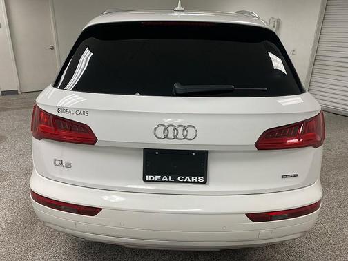 2020 Audi Q5 45 Premium
