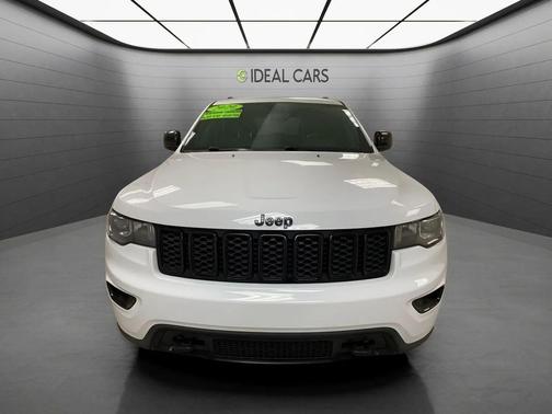 Bright White Clearcoat 2020 Jeep Grand Cherokee Upland