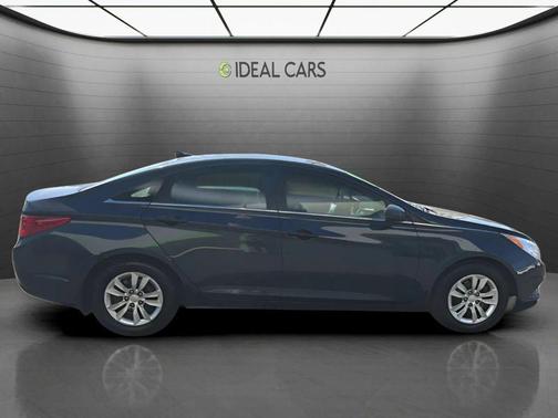 Indigo Blue Pearl 2013 Hyundai SONATA GLS
