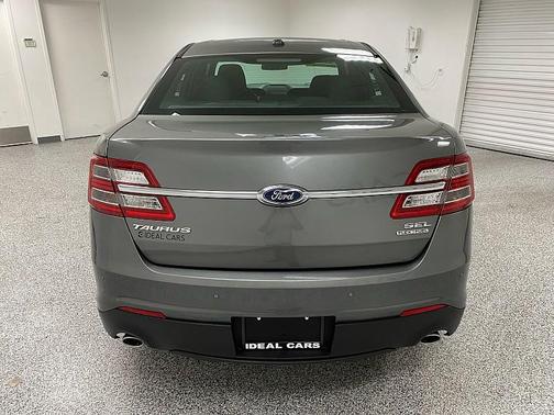 2014 Ford Taurus SEL