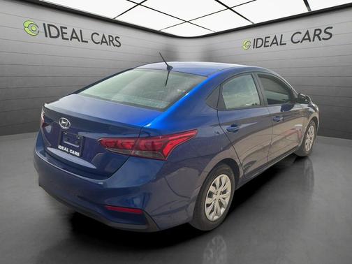 Admiral Blue 2021 Hyundai Accent SE