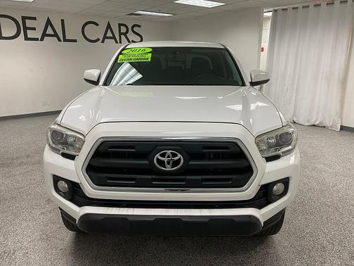 2016 Toyota Tacoma SR5
